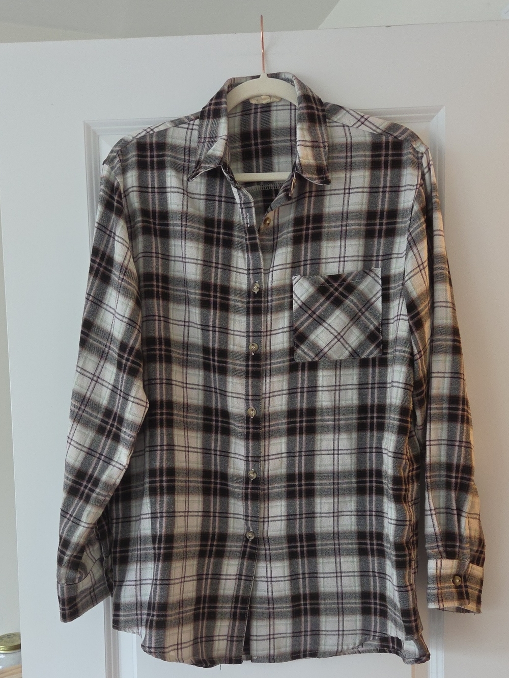 LA MIEL Men's Plaid Button-Down Shirt in Cream and Black